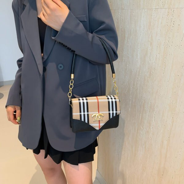 30A01DF5-608C-42CE-835F-517D6F806B14.jpeg Kassy bag