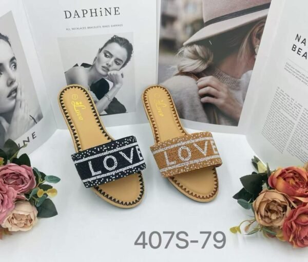 48d1b34e-a357-479d-9d76-fd55b44a92ff-1.jpeg LOVE (bead)