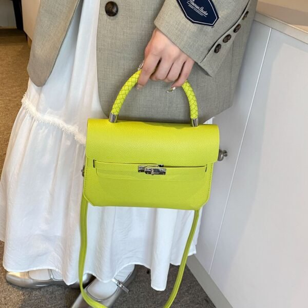 72CAB4F4-203B-4ECD-9B70-192A4FD4998C.jpeg Oblee bag