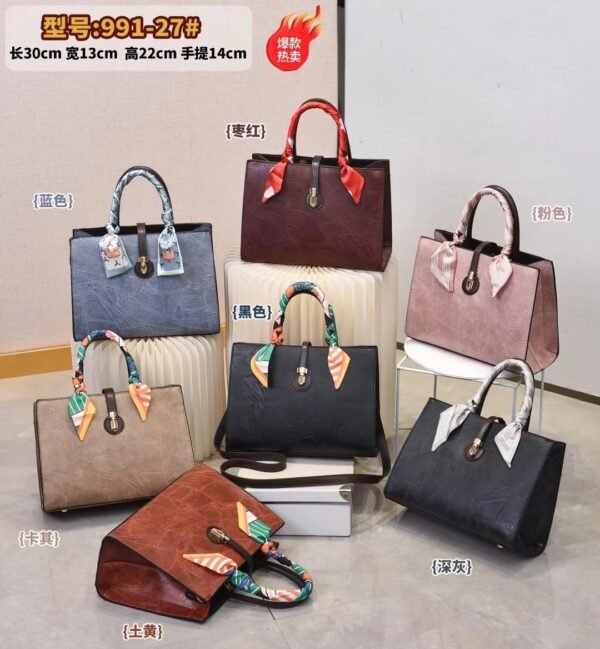D83D8F9B-9E86-4EE8-8232-EB6C3B85809D.jpeg Fummy bag