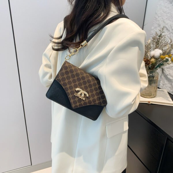 EDC2CD2C-91F1-44B8-B188-AC23809A653E.jpeg Kassy bag