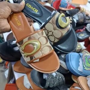 Coach slide(boxed)