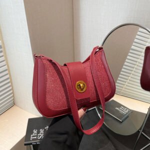 Shiny shoulder bag