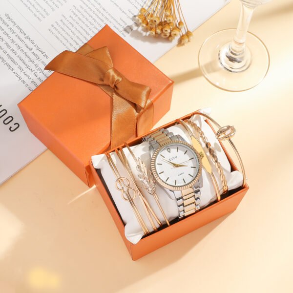 Ella watch(boxed)