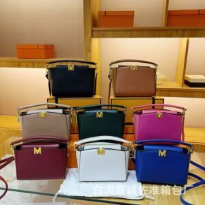 d1cd91ef92d3bcd02b8d9ab9e9d12df6 MK bag(Boxed)